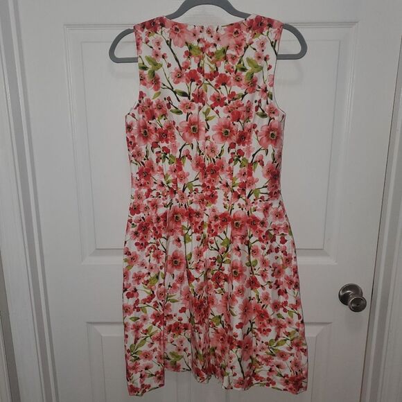 Ralph Lauren Floral Dress in White and Pink SIZE 8 - Picture 5 of 5